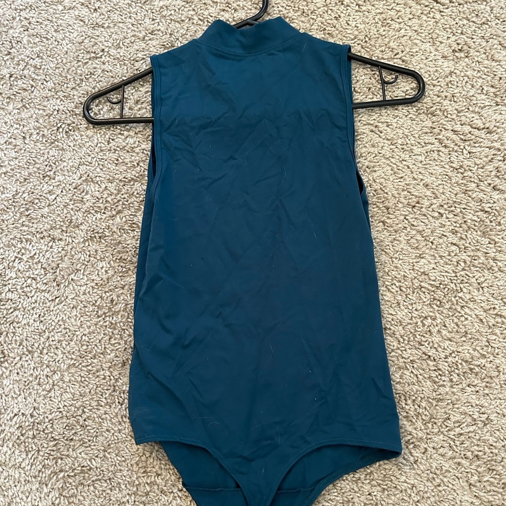 ABERCROMBIE AND FITCH HIGH NECK BODYSUIT - Picture 2 of 2